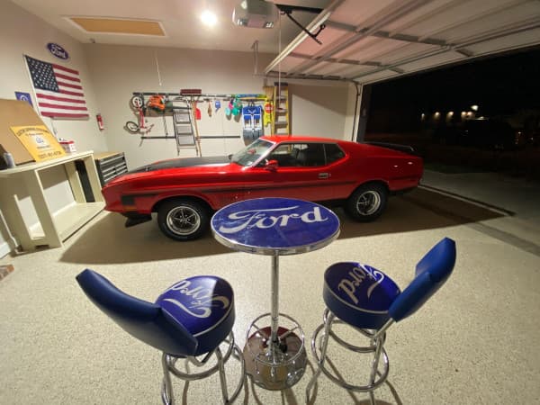 Read more about the article Innovative Garage Shelving Solutions for Homeowners