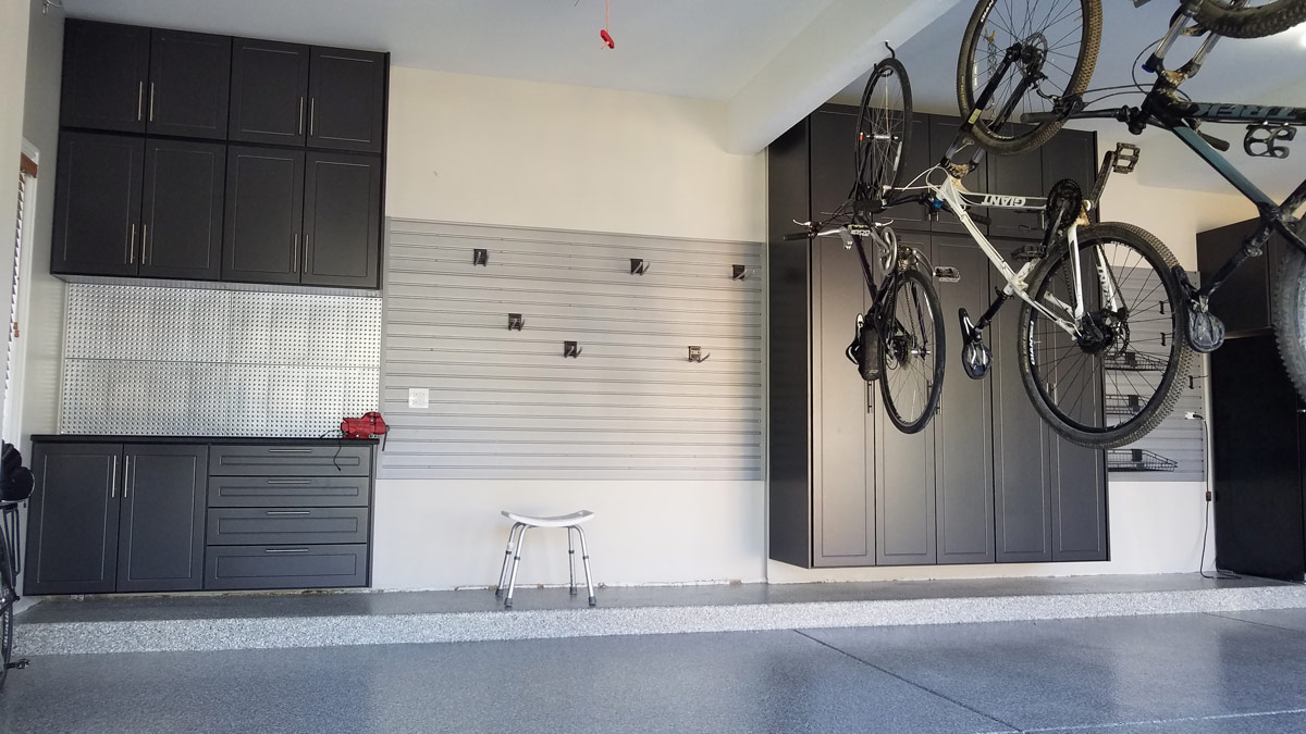 Read more about the article How to Declutter Your Home With Garage Organization